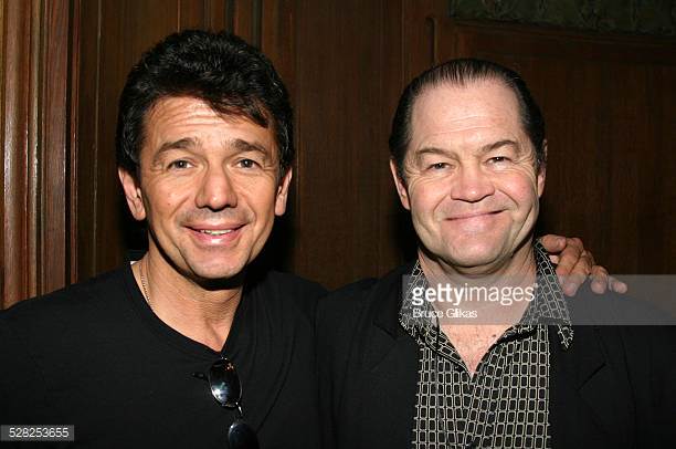 Click image for larger version

Name:	dolenz2004.jpg

Size:	33.6 KB
ID:	58249